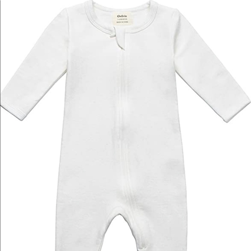 Beautiful “Owlivia” long sleeve footed sleeper